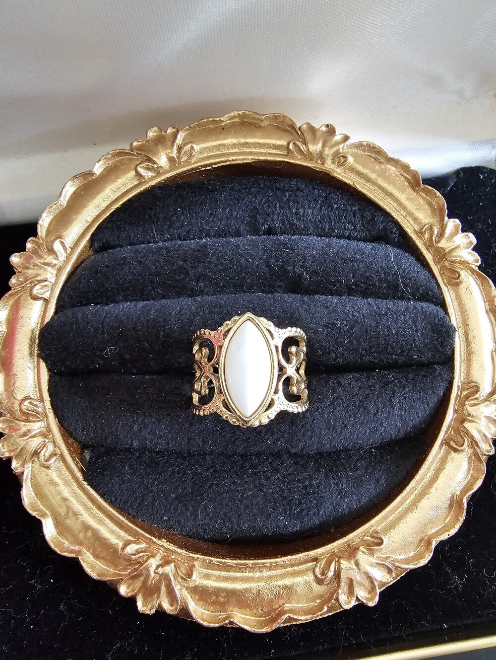 Vintage Sarah Conventry Ring - Picture 1 of 5